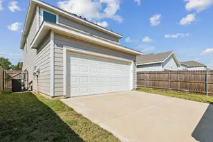 5620 Shore Point Trl, Fort Worth, TX 76119 - Photo 23