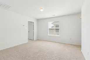 5620 Shore Point Trl, Fort Worth, TX 76119 - Photo 15