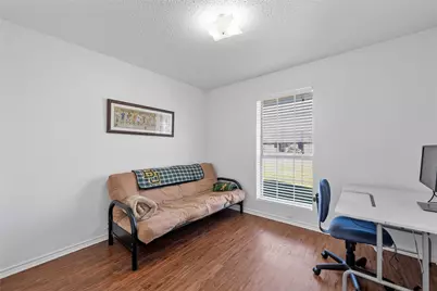 1310 Saratoga, Bellmead, TX 76705 - Photo 15