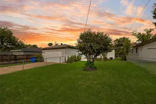 10038 Mesita Dr, Dallas, TX 75217 - Photo 29