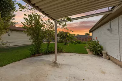 10038 Mesita Drive, Dallas, TX 75217 - Photo 27