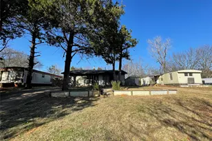 117 E Prospect St, Denison, TX 75021 - Photo 5