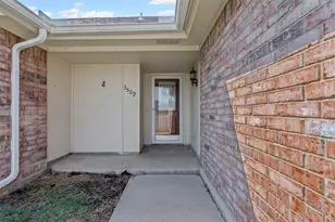 3509 Tommy Hays Dr, Haltom City, TX 76117 - Photo 7