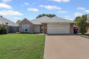 3509 Tommy Hays Dr, Haltom City, TX 76117 - Photo 1