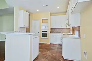 18638 Tall Oak Dr, Dallas, TX 75287 - Photo 9