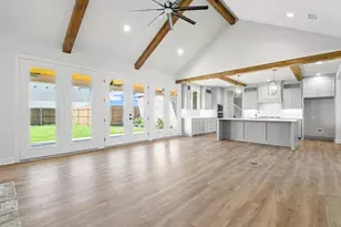 100 Victors Cir, McGregor, TX 76657 - Photo 7