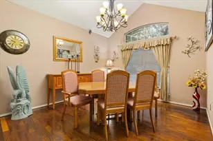 848 Country Ln, McGregor, TX 76657 - Photo 5