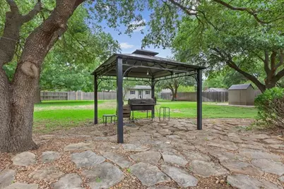 848 Country Lane, McGregor, TX 76657 - Photo 21