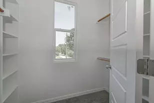 301 Eastland St, Cleburne, TX 76031 - Photo 19