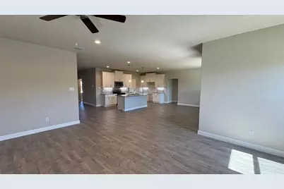 4213 Cornerstone Circle, Granbury, TX 76048 - Photo 9