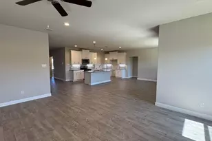 4213 Cornerstone Cir, Granbury, TX 76048 - Photo 9