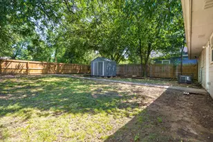 315 1/2 N Carr Ave, Sherman, TX 75090 - Photo 19