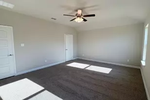 4219 Cornerstone Cir, Granbury, TX 76048 - Photo 9