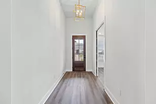 1901 Angelus St, Waco, TX 76712 - Photo 25