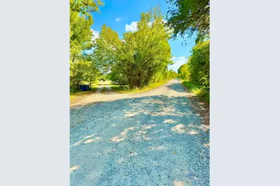 648 Cr 4618, Wolfe City, TX 75496 - Photo 5