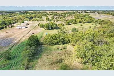 648 Cr 4618, Wolfe City, TX 75496 - Photo 13