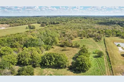 648 Cr 4618, Wolfe City, TX 75496 - Photo 9