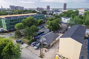 4707 Sylvester, Dallas, TX 75219 - Photo 3