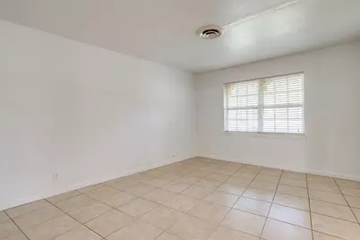 6712 Yosemite Drive, Fort Worth, TX 76112 - Photo 3