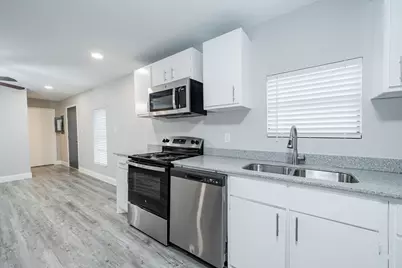 111 Pecos Drive, Mabank, TX 75156 - Photo 13