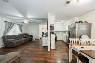 909 E 9th St, Kemp, TX 75143 - Photo 7