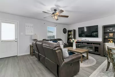 845 Sugartree Drive, Cleburne, TX 76031 - Photo 7