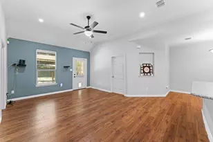 4516 Wiman Dr, Fort Worth, TX 76119 - Photo 9