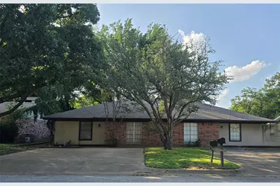 1012 Lynn #A, Weatherford, TX 76086 - Photo 1