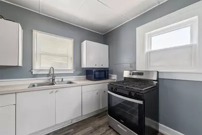 3823 Dempster Avenue, Cockrell Hill, TX 75211 - Photo 17