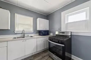 3823 Dempster Ave, Cockrell Hill, TX 75211 - Photo 17