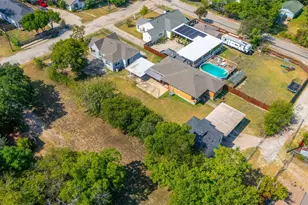 3823 Dempster Ave, Cockrell Hill, TX 75211 - Photo 3