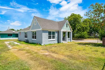 3823 Dempster Avenue, Cockrell Hill, TX 75211 - Photo 7