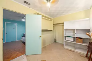 3823 Dempster Ave, Cockrell Hill, TX 75211 - Photo 23