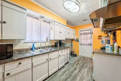 3823 Dempster Avenue, Cockrell Hill, TX 75211 - Photo 27