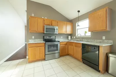 7208 Stonegate Drive, Benbrook, TX 76126 - Photo 7