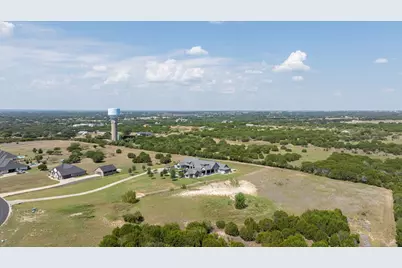 7112 Heathington Court, Granbury, TX 76049 - Photo 13
