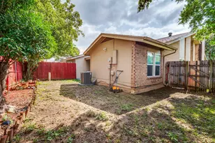 801 Shady Creek Ln, Bedford, TX 76021 - Photo 23