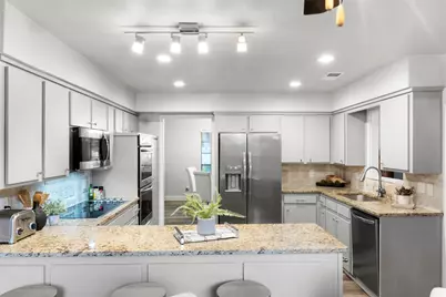 1140 Stoney Creek Drive, Cedar Hill, TX 75104 - Photo 13