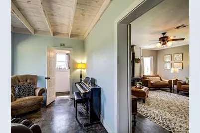 4983 Applegate Road, Bowie, TX 76230 - Photo 15