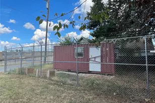 1807 S Malcolm X Blvd, Dallas, TX 75226 - Photo 11