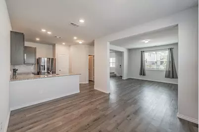 5517 Willamette Drive, Fort Worth, TX 76119 - Photo 9