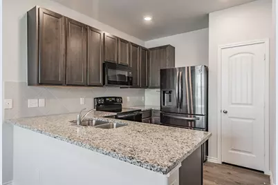 5517 Willamette Drive, Fort Worth, TX 76119 - Photo 11