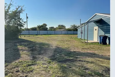 18648 Doubletree Drive, Justin, TX 76247 - Photo 27