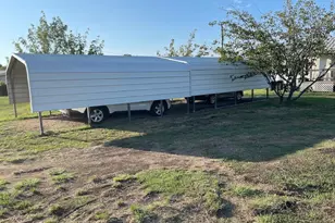 18648 Doubletree Dr, Justin, TX 76247 - Photo 3