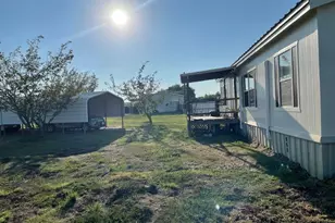 18648 Doubletree Dr, Justin, TX 76247 - Photo 5