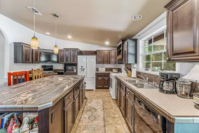 1071 Grimes Road, Mineral Wells, TX 76067 - Photo 3