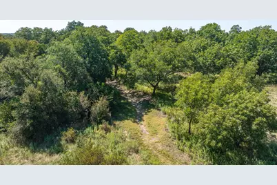 1071 Grimes Road, Mineral Wells, TX 76067 - Photo 23