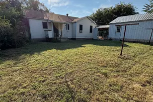 407 N Lane St, Decatur, TX 76234 - Photo 21
