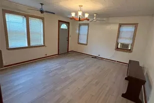 407 N Lane St, Decatur, TX 76234 - Photo 7