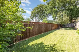 15515 Leavalley Cir, Dallas, TX 75248 - Photo 19